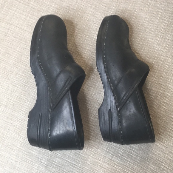 Dansko professional in black - Picture 4 of 6